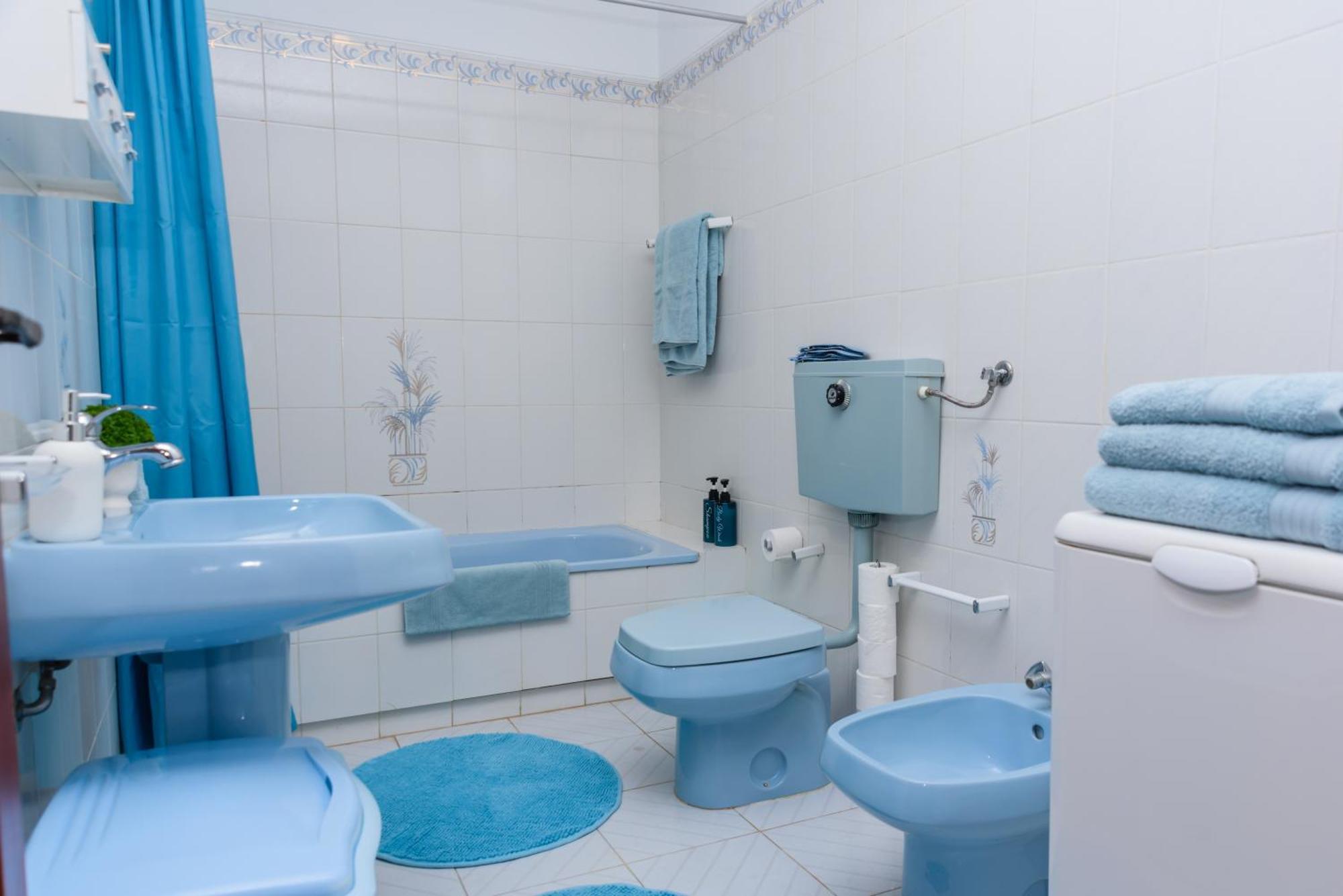 Hillside Studio With Sea View & Fibre Internet Albufeira Luaran gambar